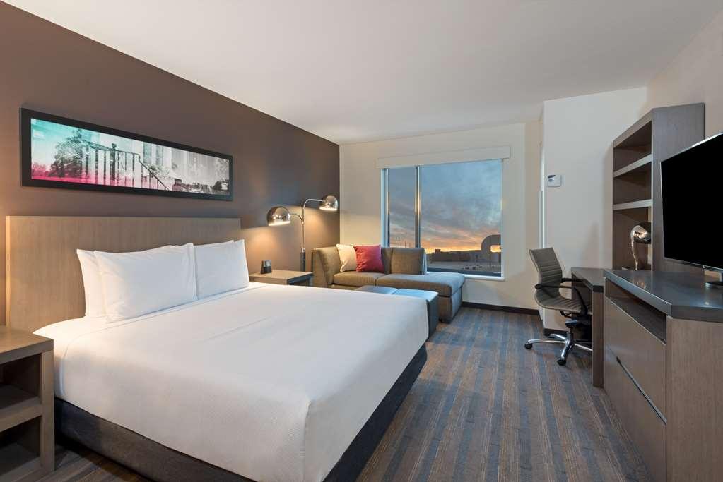 Hyatt House Denver/Downtown Номер фото